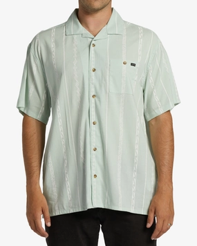 Billabong Mens Sundays Vacay Short Sleeve Shirt