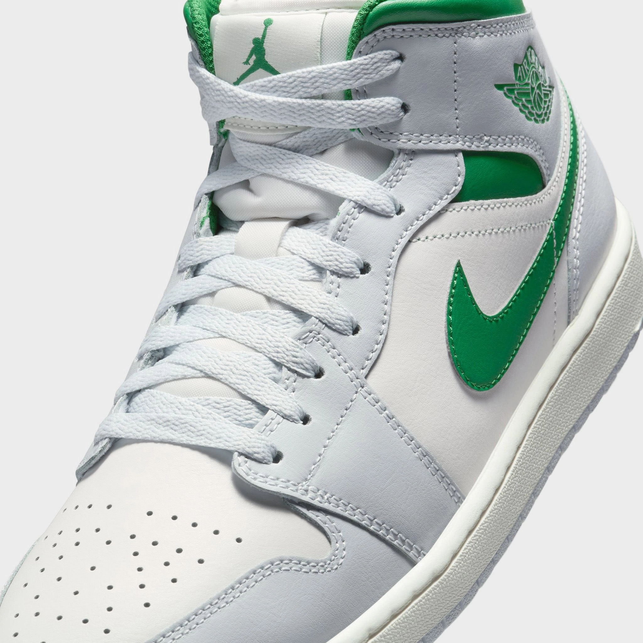 Jordan 1 Mid Summit White / Pine Green - Pure Platinum