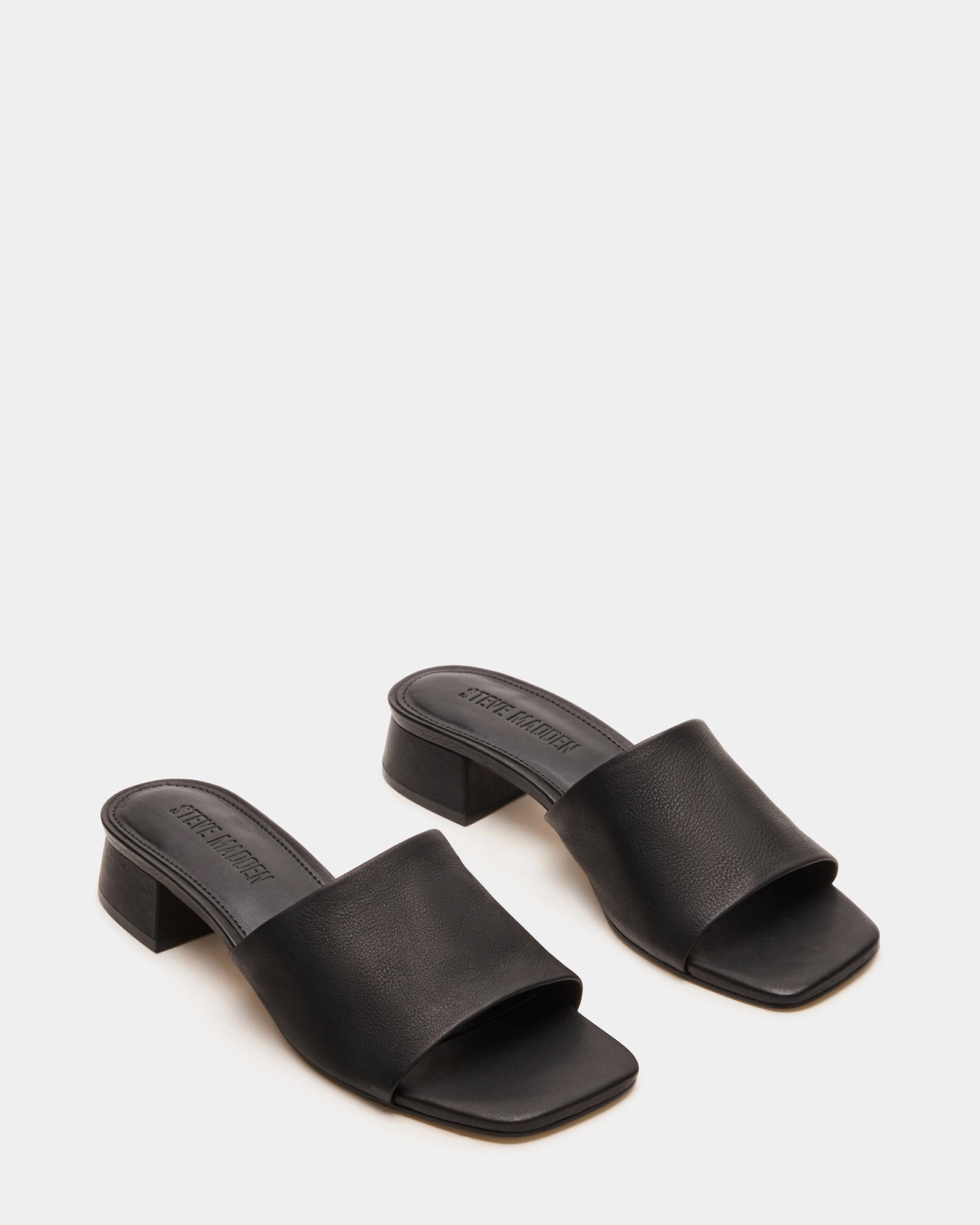 MONTGOMERY BLACK LEATHER