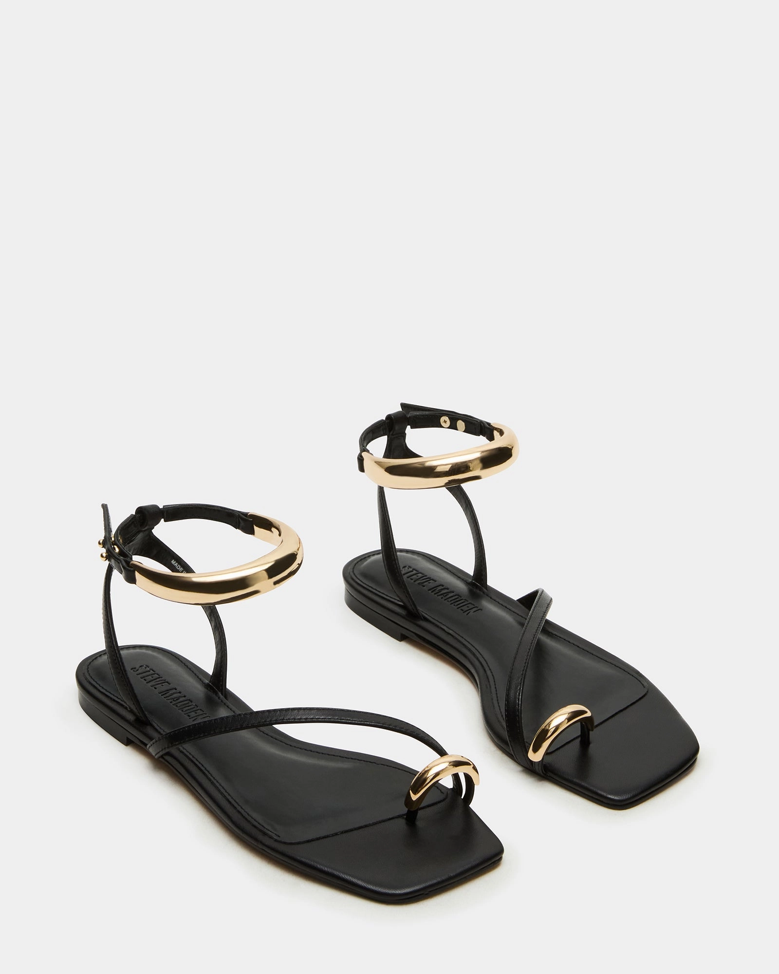 ODYSSEY BLACK LEATHER