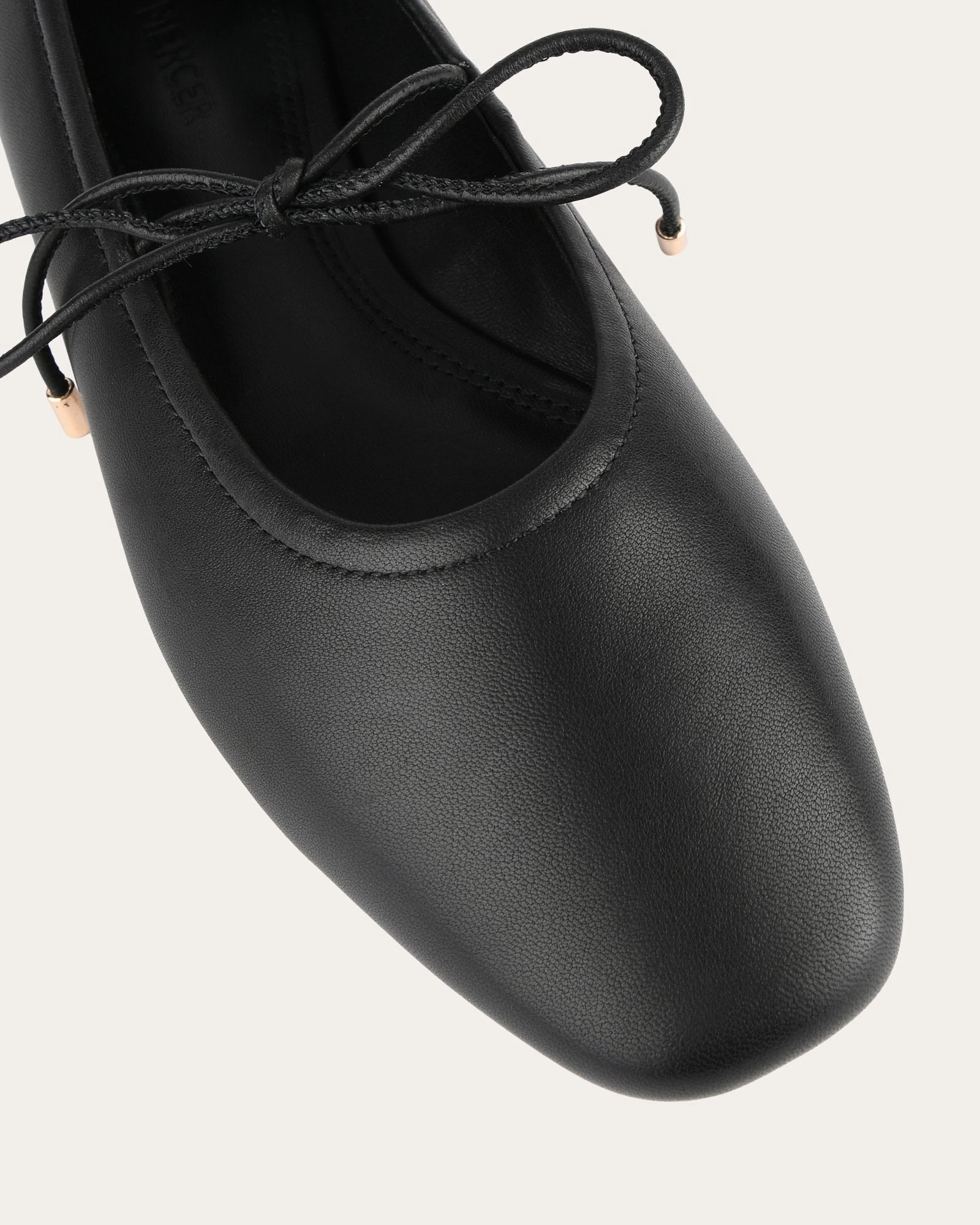 PETAL CASUAL FLATS BLACK LEATHER